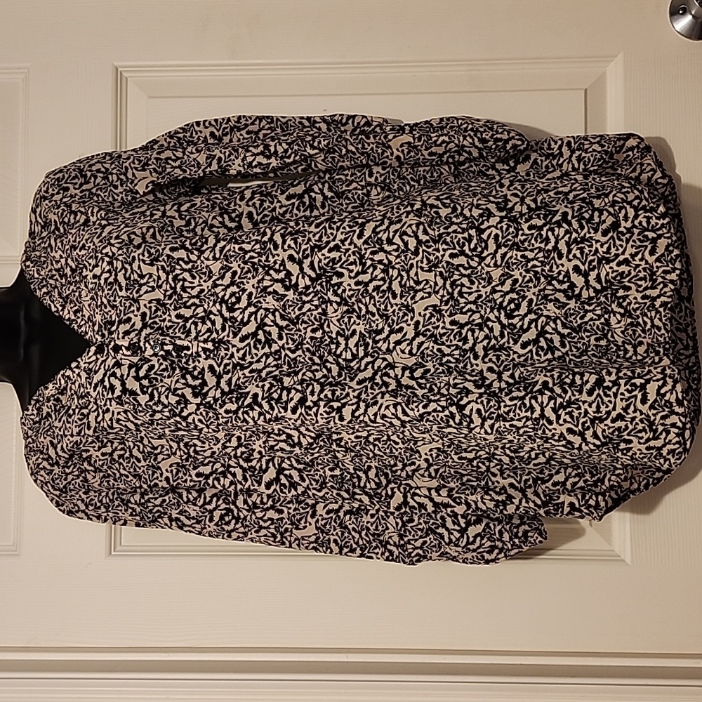 H & M Tunic With Roll Up Cuffed Sleeve